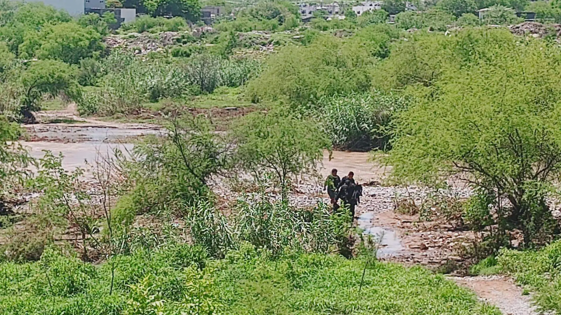 Recatan a dos hermanas que quedaron atrapadas en un río de Tamaulipas